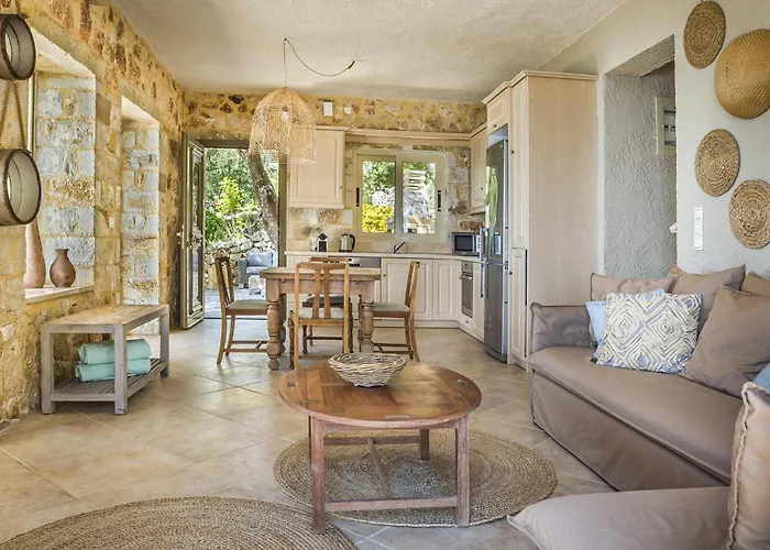 Kalou By Μουσάτα